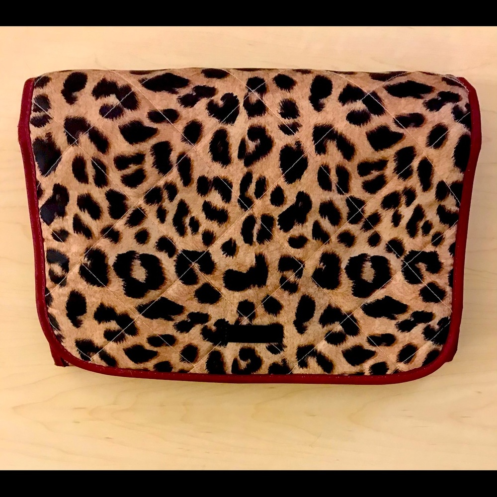 MODELLA Foldable Cosmetic Bag